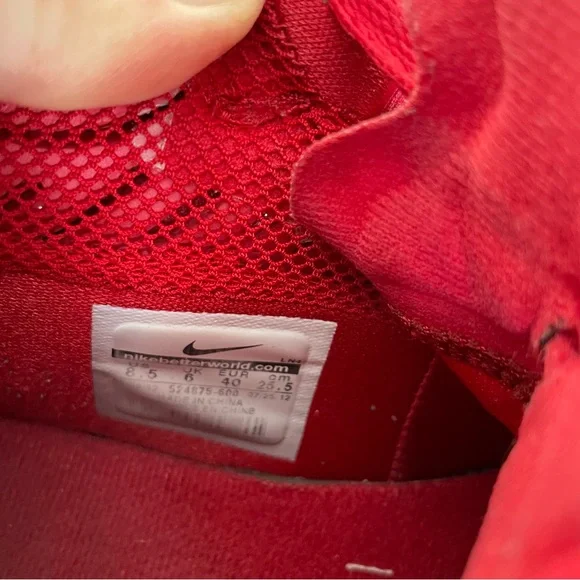 Nike Men's Red Basketball Shoes Size 7.5 - Picture 7 of 13